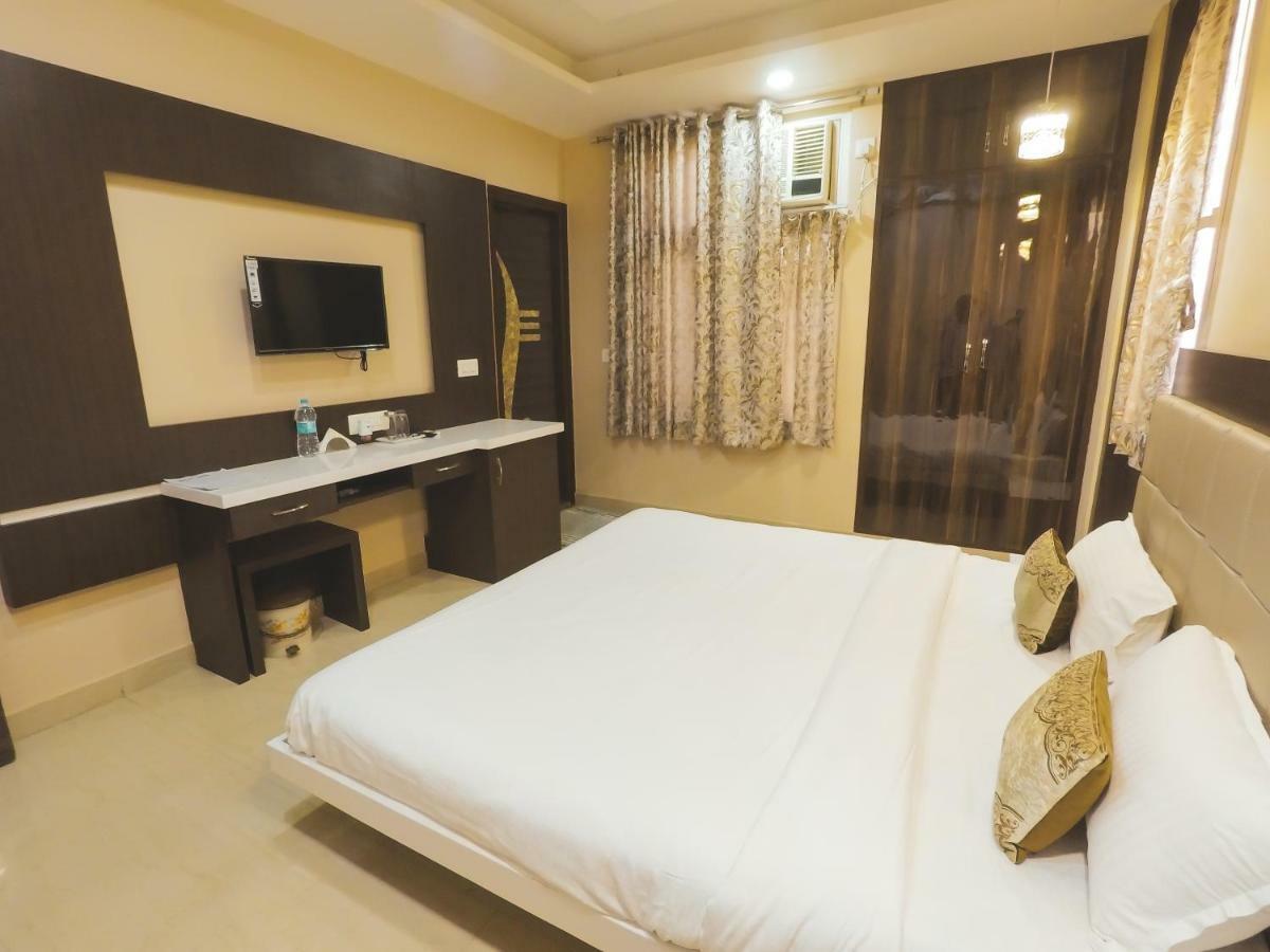 Travelling Troopers Homestay Varanasi Exterior foto